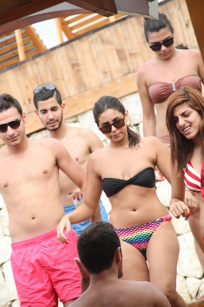 Cyan Beach Bar on Sunday